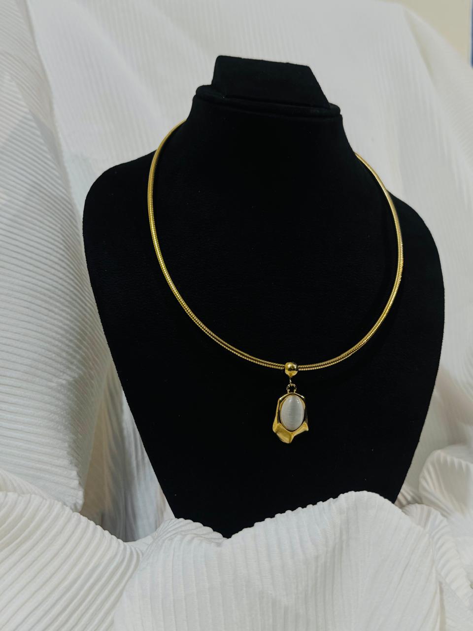 Snake Chain With Pendant
