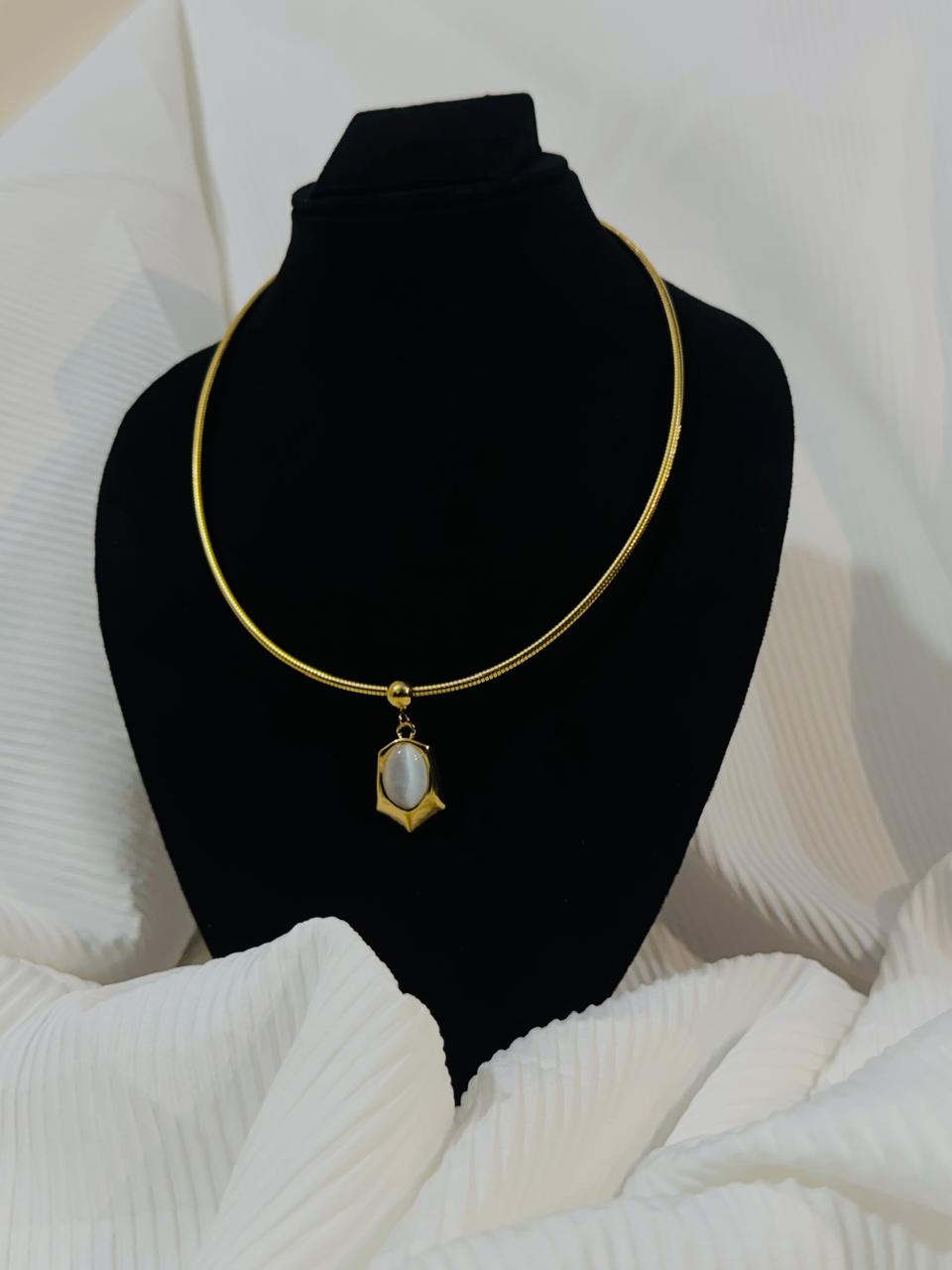 Snake Chain With Pendant