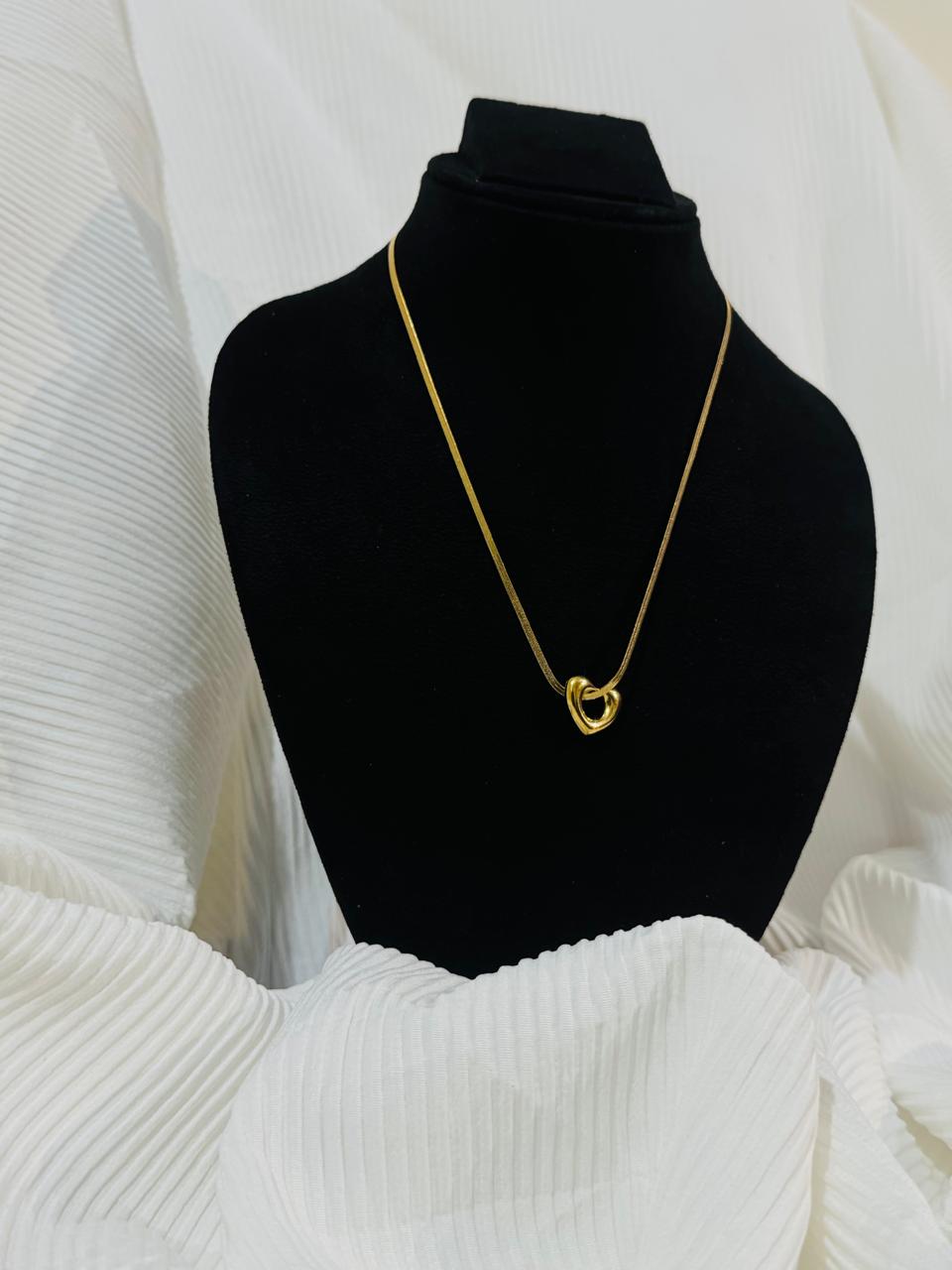 Knot-Style Heart Pendant