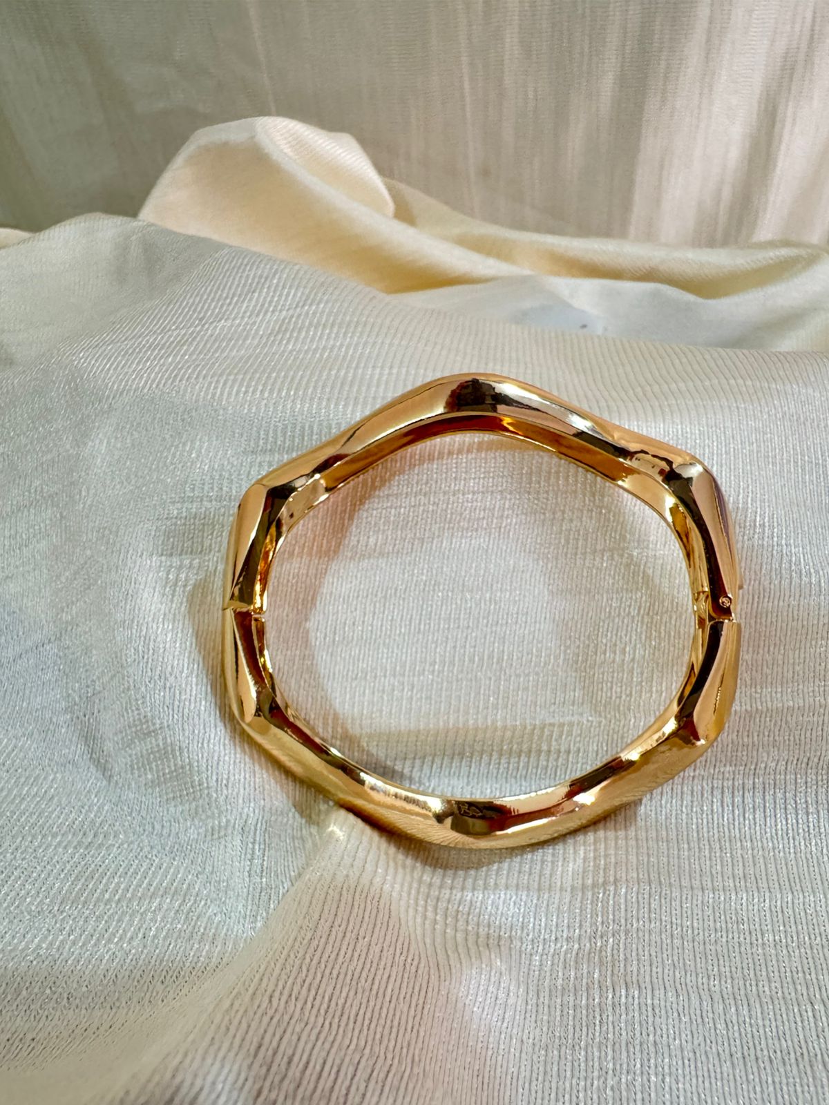 Wave-Shaped Bracelet