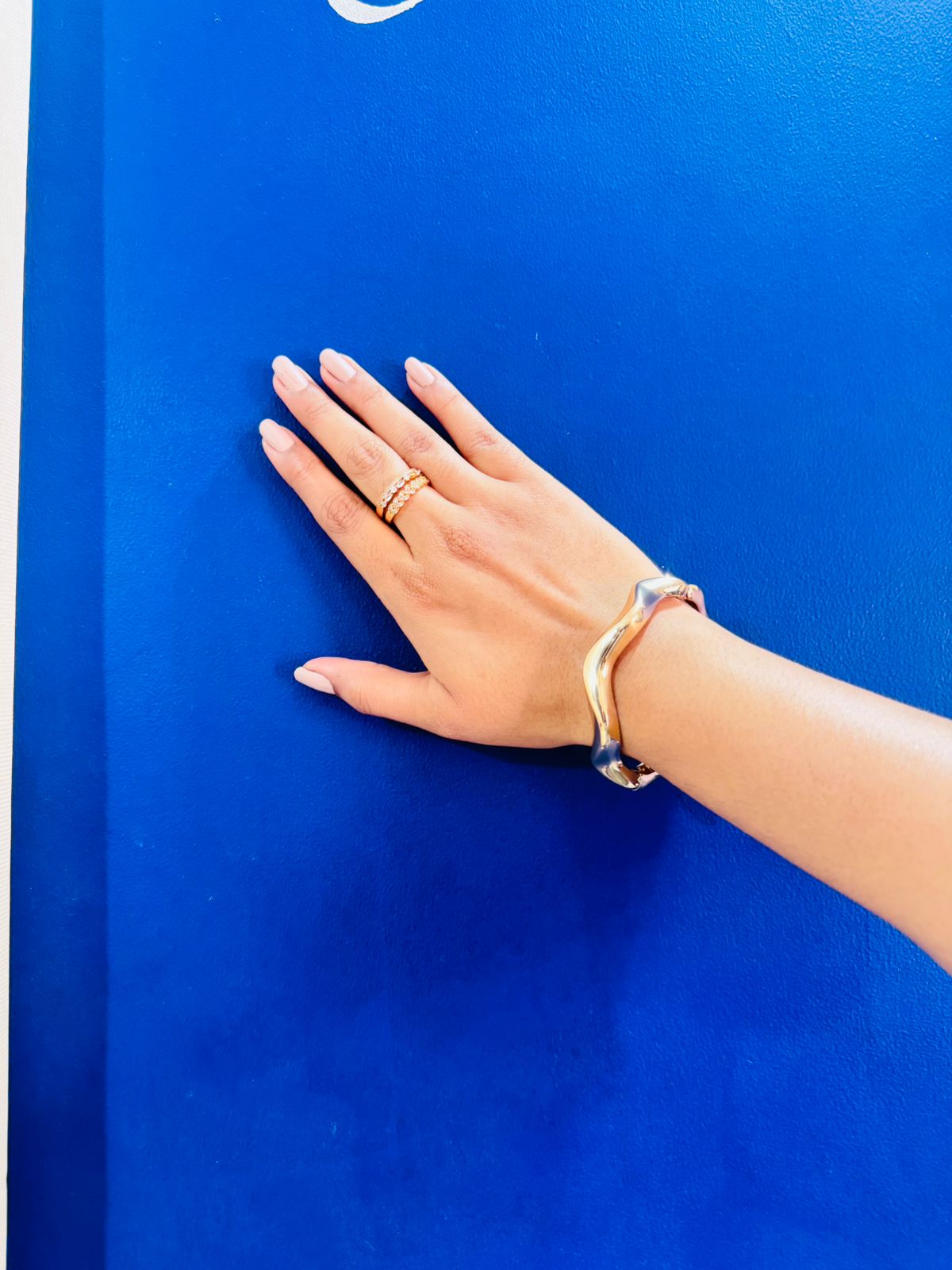 Wave-Shaped Bracelet